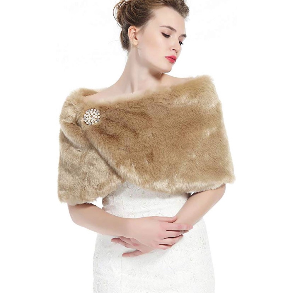 Fur Shall with broach
